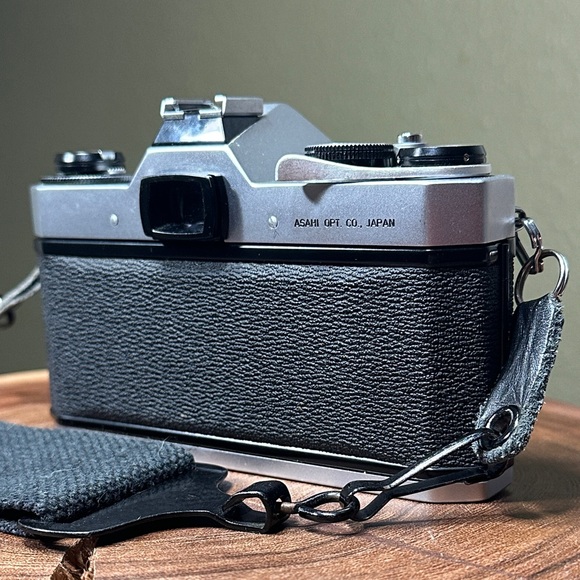 Asahi Pentax Spotmatic SPII 35mm SLR - Working - Picture 5 of 16